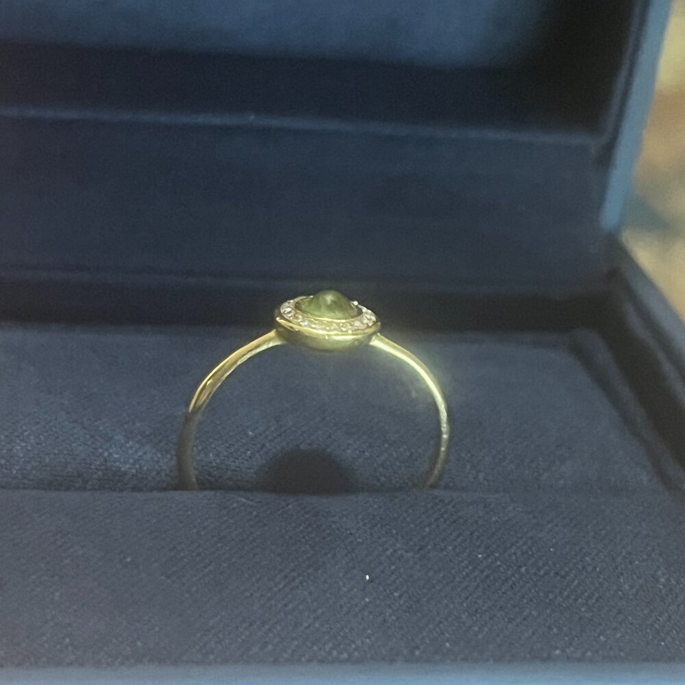 Ippolita Gold Ring with Light Green Stone - Picture 3 of 4